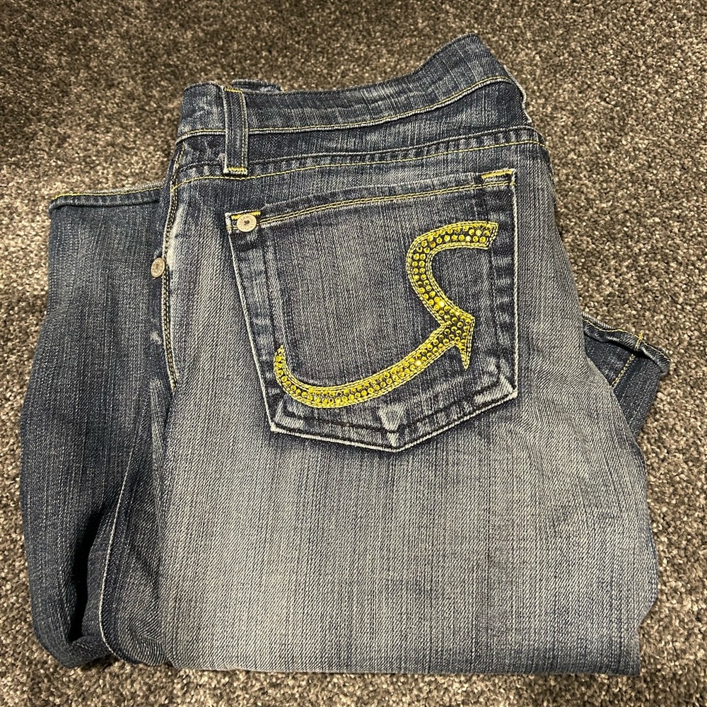 rock & republic yellow Swarovski crystals on back pockets